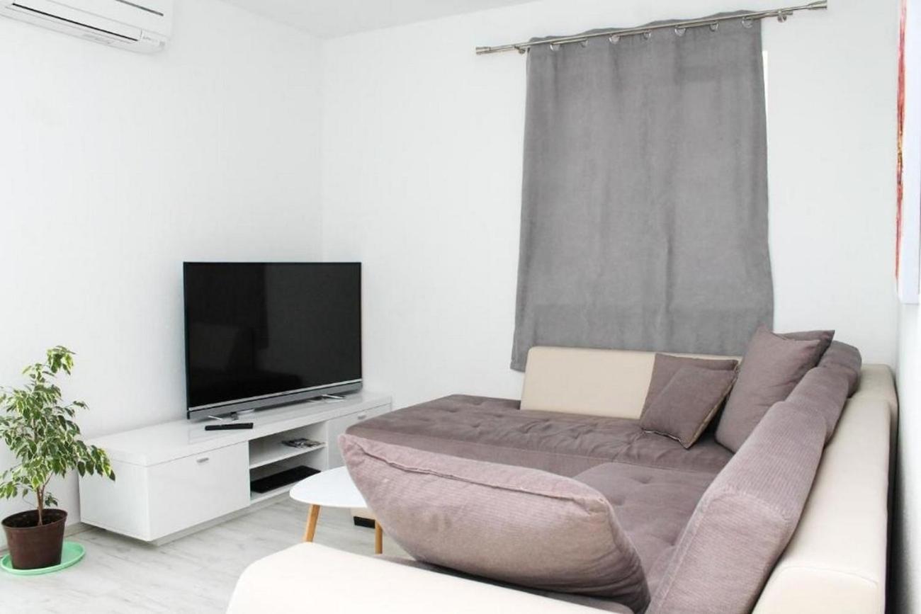 Apartments With A Parking Space Kastel Kambelovac, Kastela - 21372 חדר תמונה